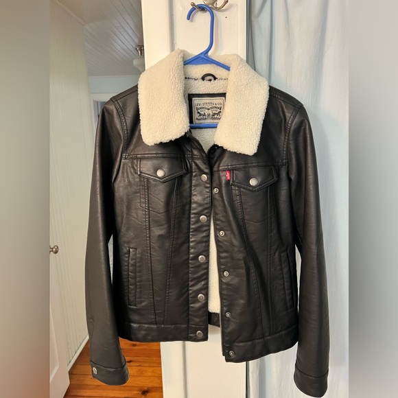 Levi's Jackets & Blazers - Authentic Levi Women’s Leather Jacket